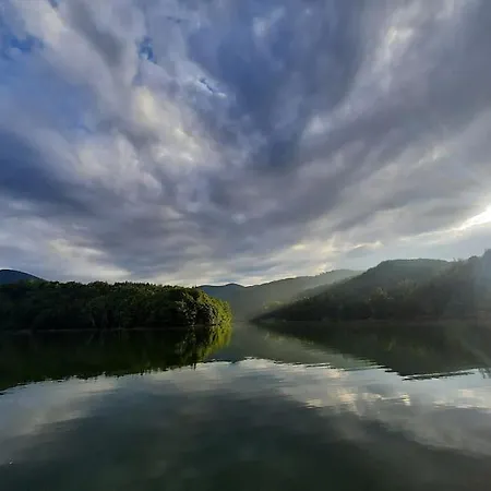útulná Pri Vode V čarokrásnej Prírode * Košická Belá