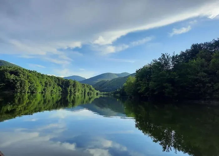 Utulna Pri Vode V Carokrasnej Prirode Διαμέρισμα
