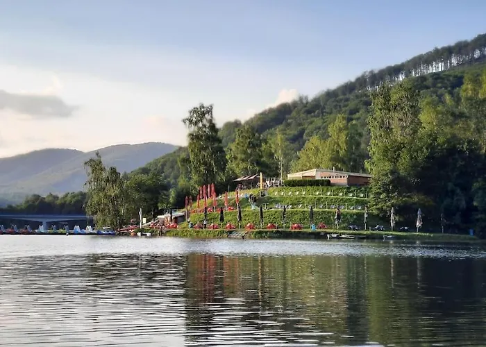 Διαμέρισμα Utulna Pri Vode V Carokrasnej Prirode *