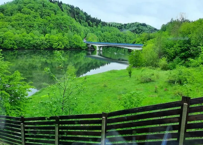 Διαμέρισμα Utulna Pri Vode V Carokrasnej Prirode