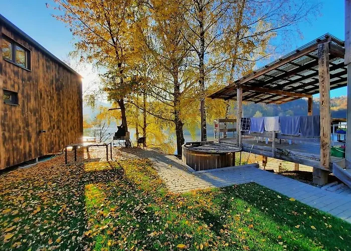 Utulna Pri Vode V Carokrasnej Prirode Apartmán